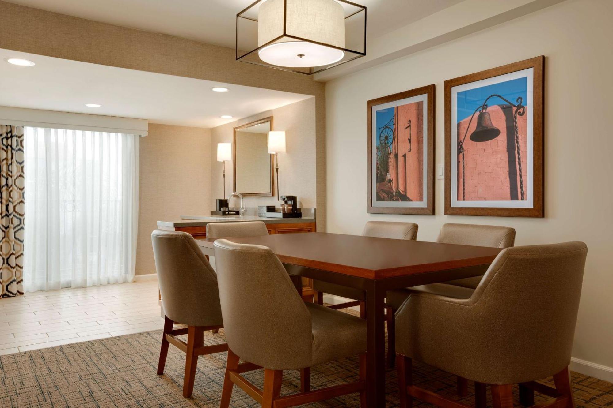 Embassy Suites By Hilton Scottsdale Resort Экстерьер фото