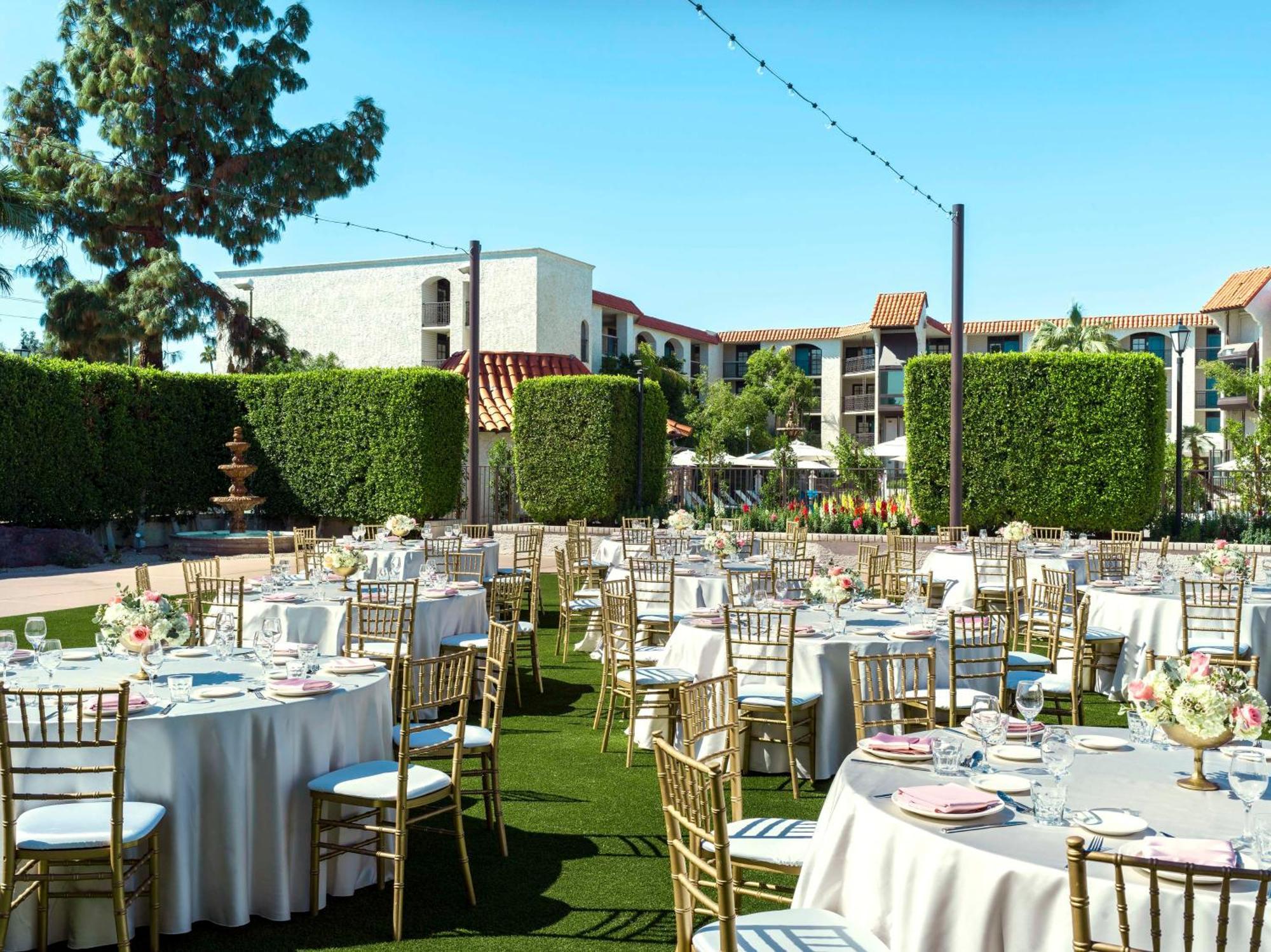 Embassy Suites By Hilton Scottsdale Resort Экстерьер фото